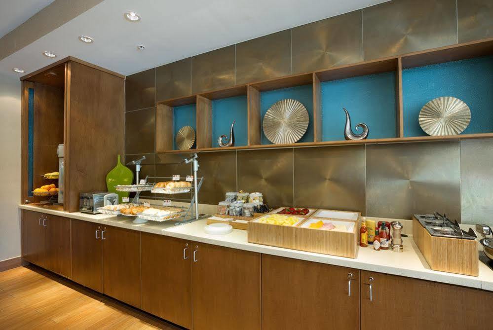Springhill Suites By Marriott Huntsville West/Research Park Eksteriør billede