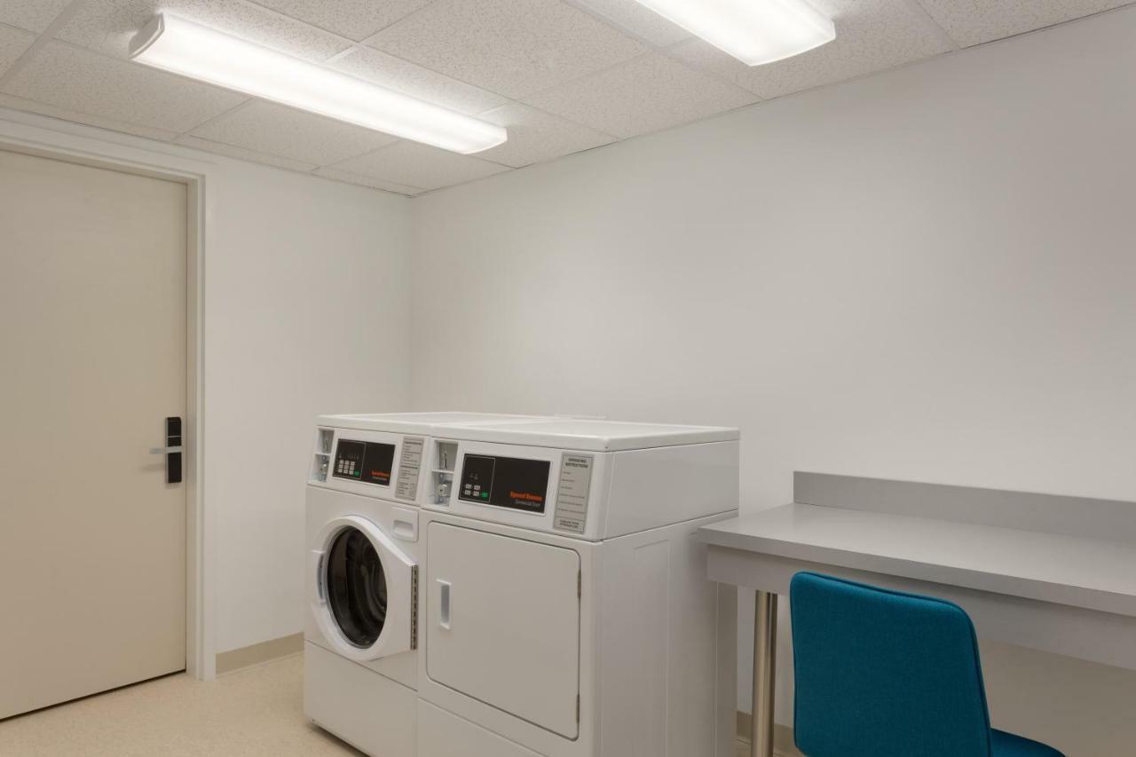 Springhill Suites By Marriott Huntsville West/Research Park Eksteriør billede